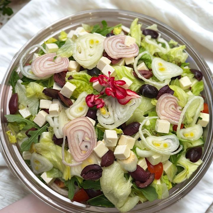 Kreikkalainen salaatti, grekisk sallad (laktoositon, laktosfri, gluteeniton, glutenfri)